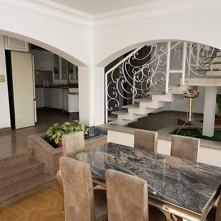 Heliopolis Modern 2Bdr Apartment Каїр Екстер'єр фото